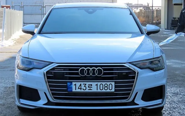 인천중고차개인직거래 A6 (C8) 40 TDI 콰트로 프리미엄 매물 사진 19 - 2023/02 148,281km