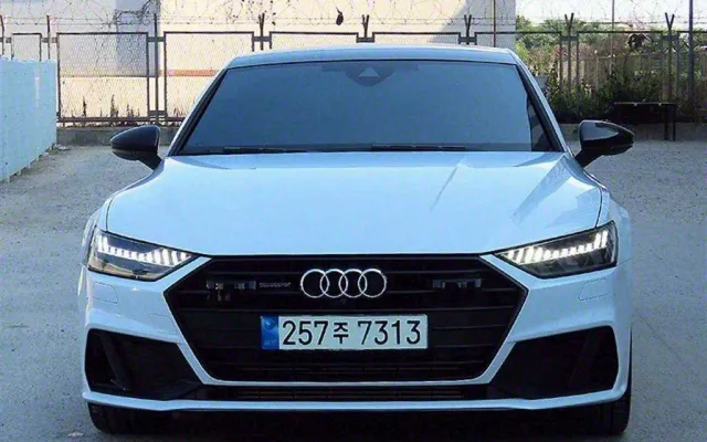 인천중고차개인직거래 A7 (4K) 55 TFSI 콰트로 프리미엄 매물 사진 2 - 2022/05 58,376km